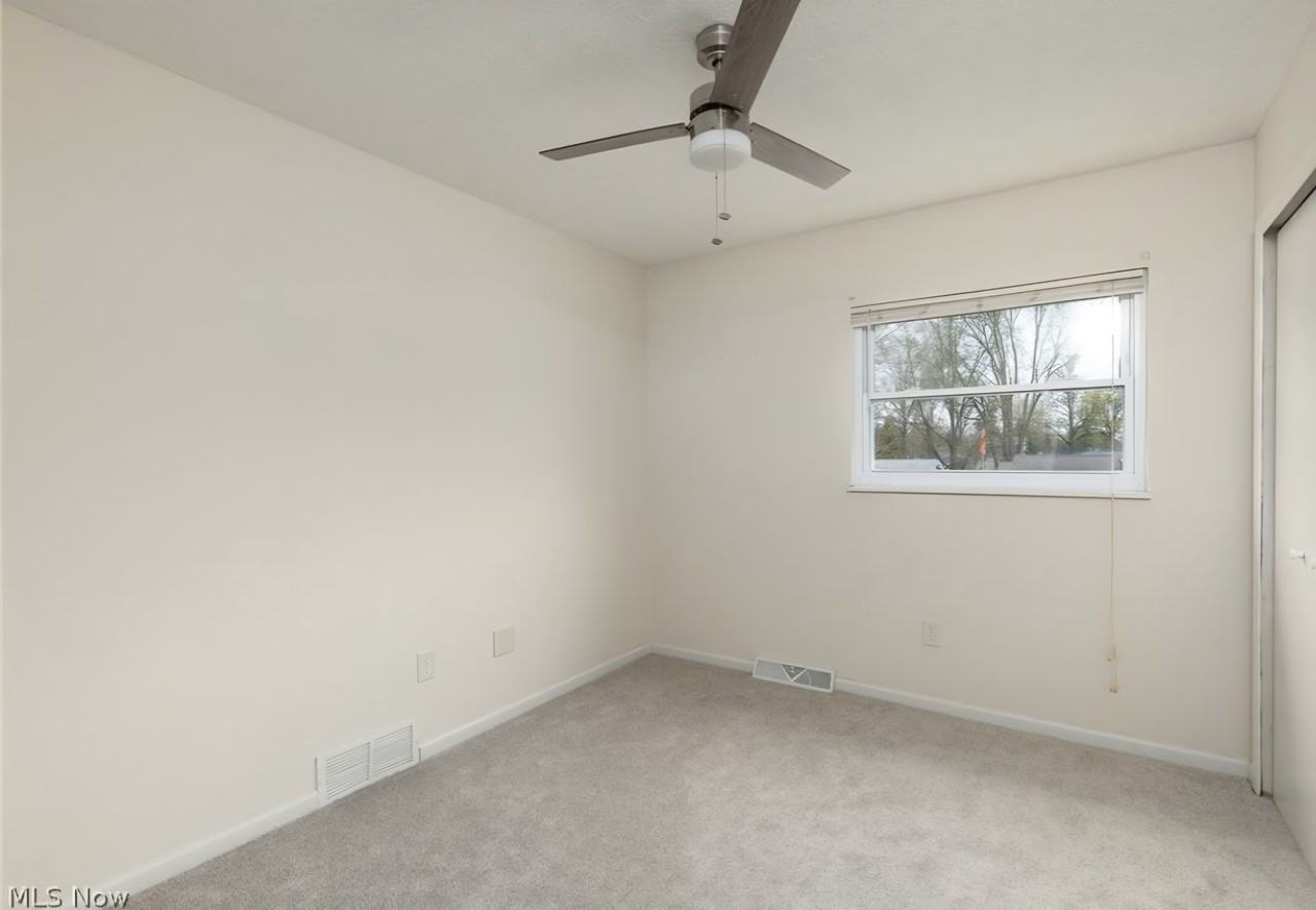 38276 Poplar Dr #NA - Photo 6 of 15