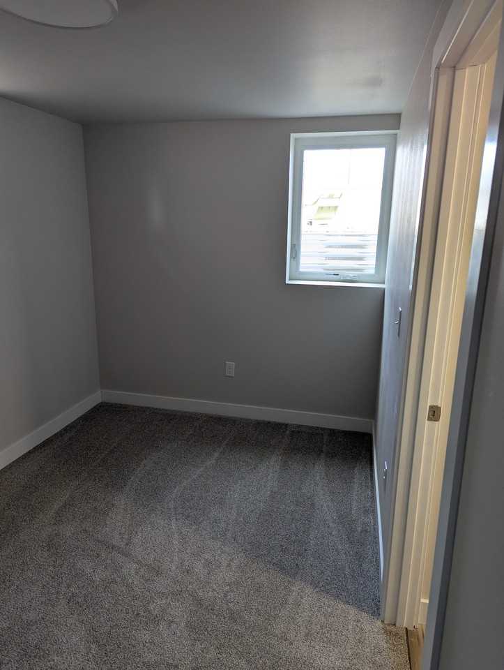 1823 Alderson Ave #NA - Photo 4 of 12