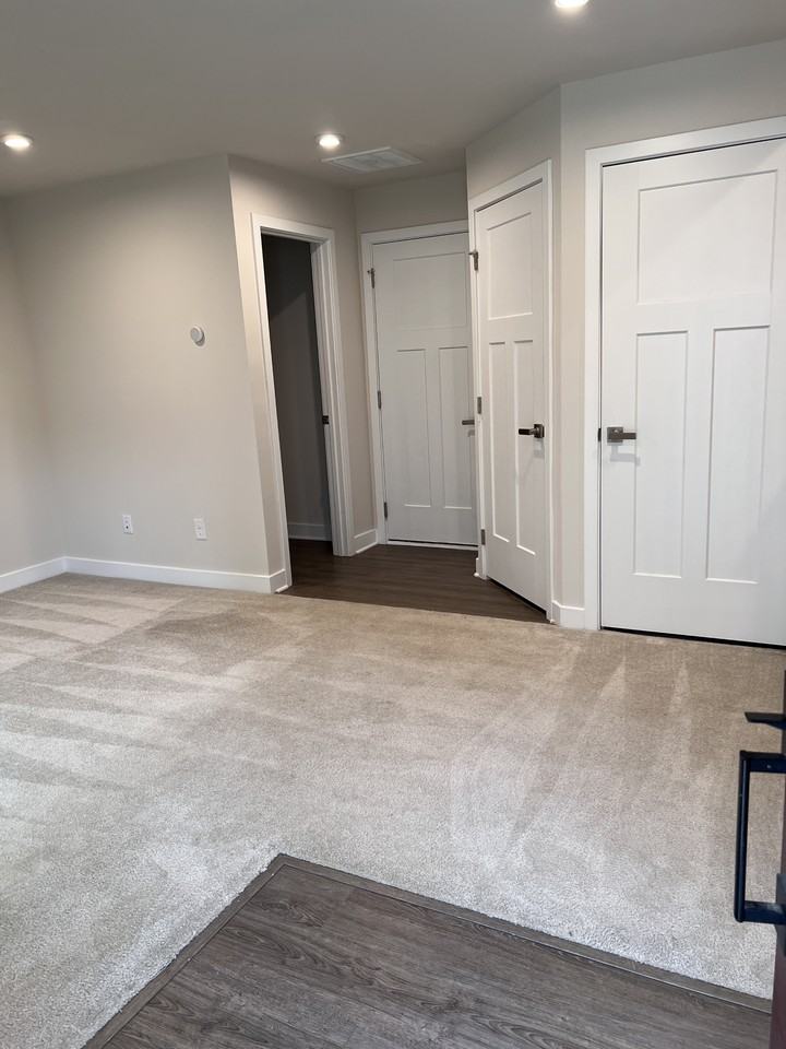 9218 Mallard Mills Dr #9218 - Photo 3 of 18