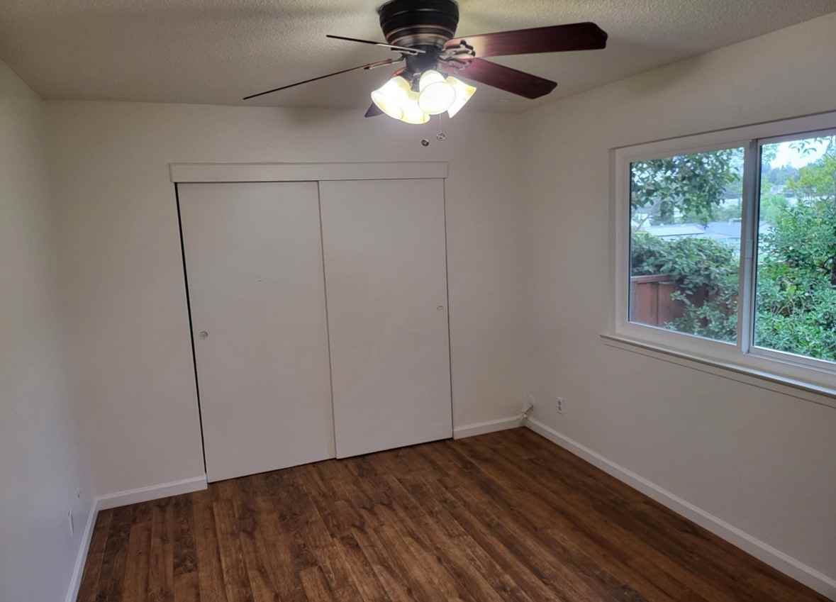 11754 Jones St #11754 - Photo 5 of 5