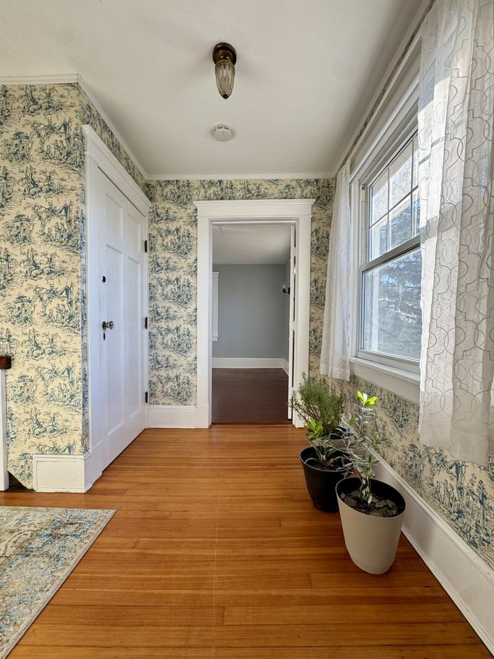 136 Maple Ave #2 - Photo 3 of 20