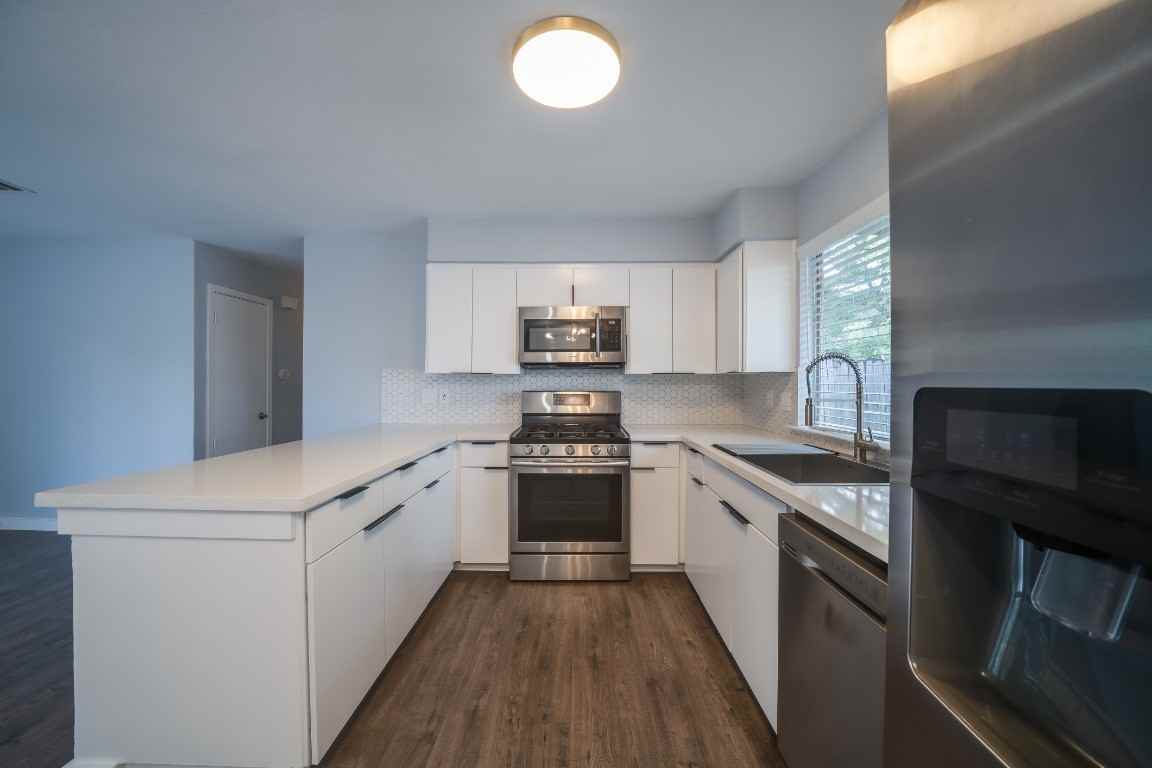 5400 Lishill Cv #A - Photo 6 of 28