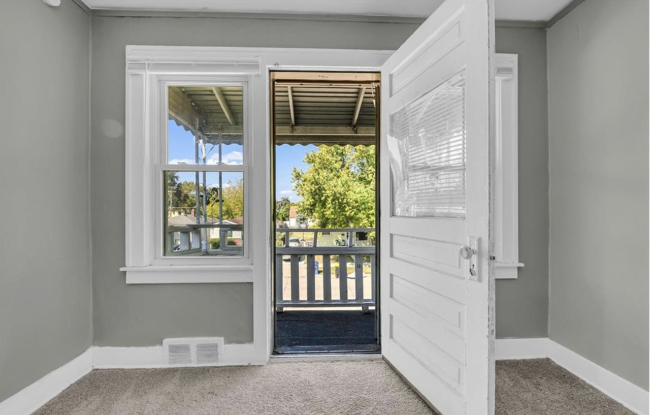 1583 Empire Ave #NA - Photo 3 of 12