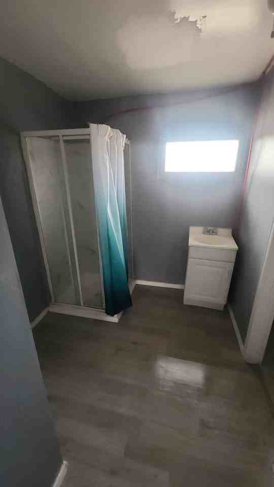 2312 Grant Ave - Photo 2 of 6