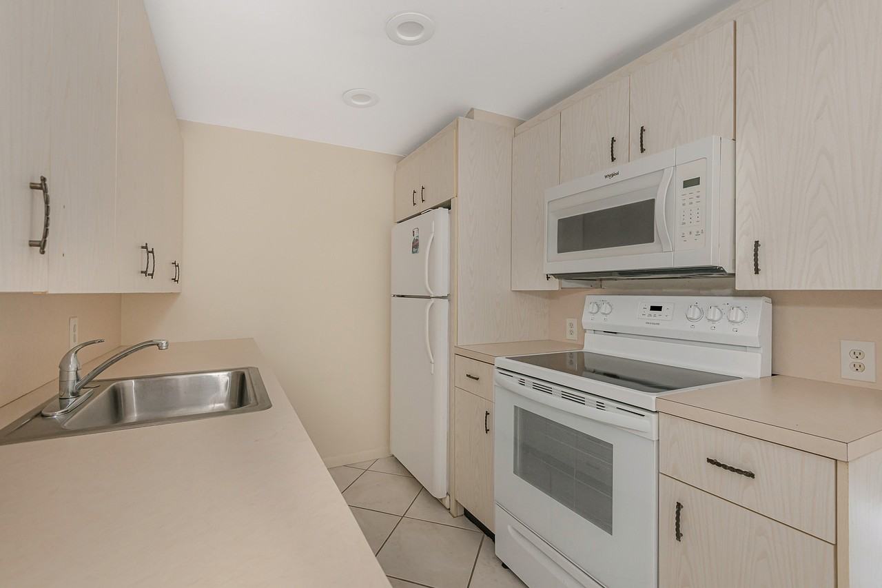 2009 Cornwall A #2009 - Photo 6 of 19