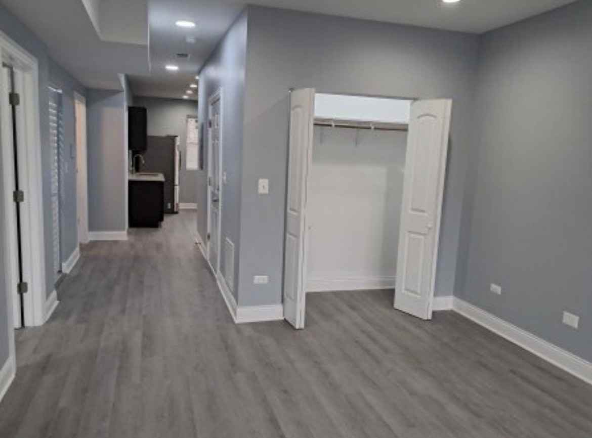 935 W Marquette Rd #2 - Photo 7 of 17