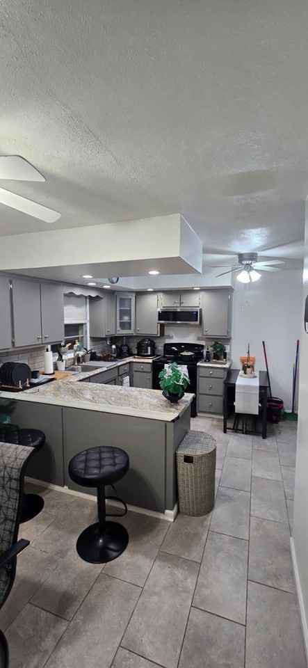 310 Dewitt St #1 - Photo 4 of 12