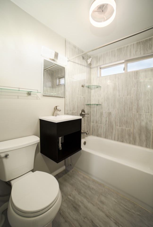 2208 Bonfoy Ave #NA - Photo 3 of 15