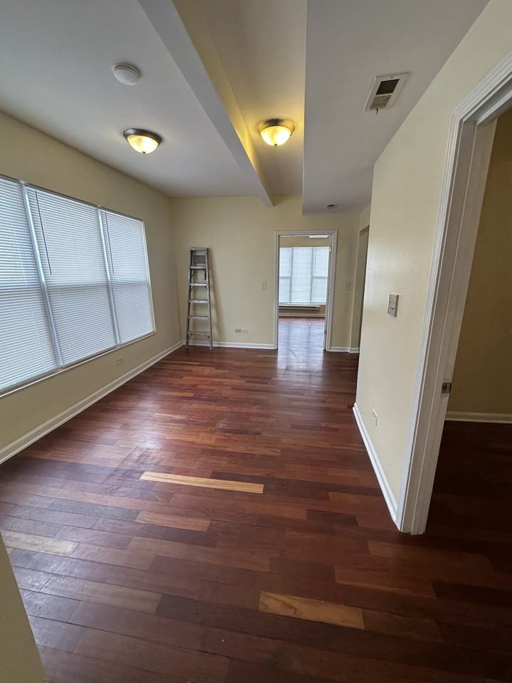 6735 S Eberhart Ave #2 - Photo 2 of 11