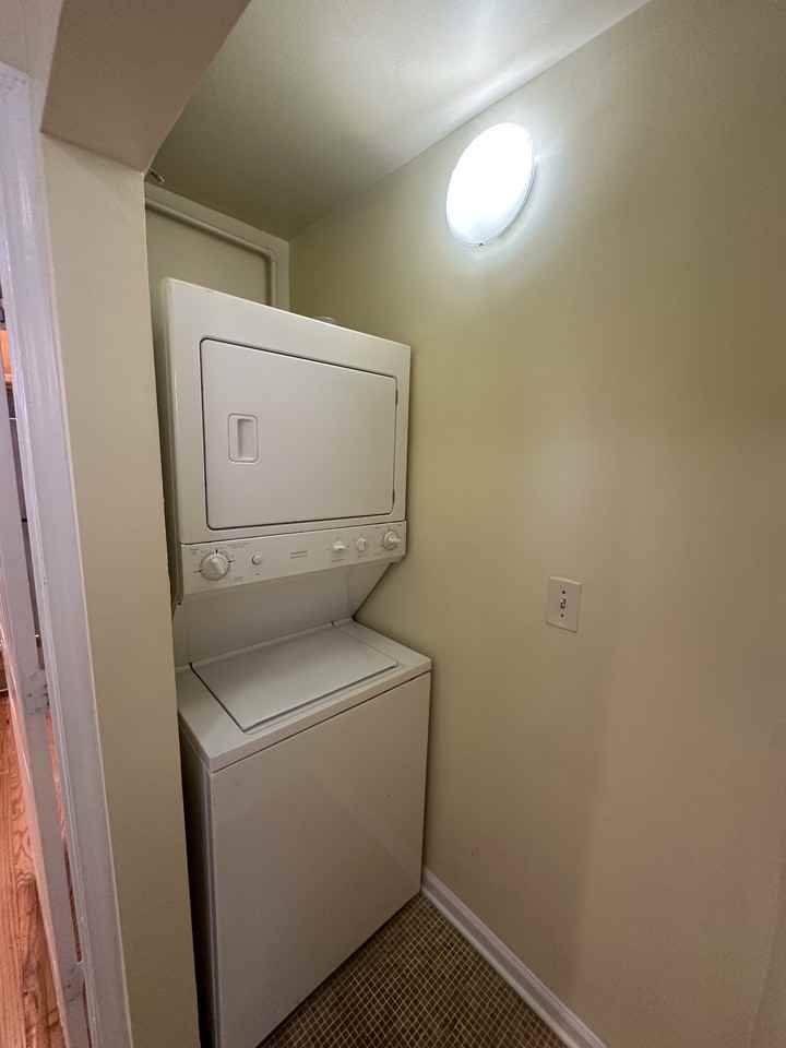 6735 S Eberhart Ave #2 - Photo 6 of 11