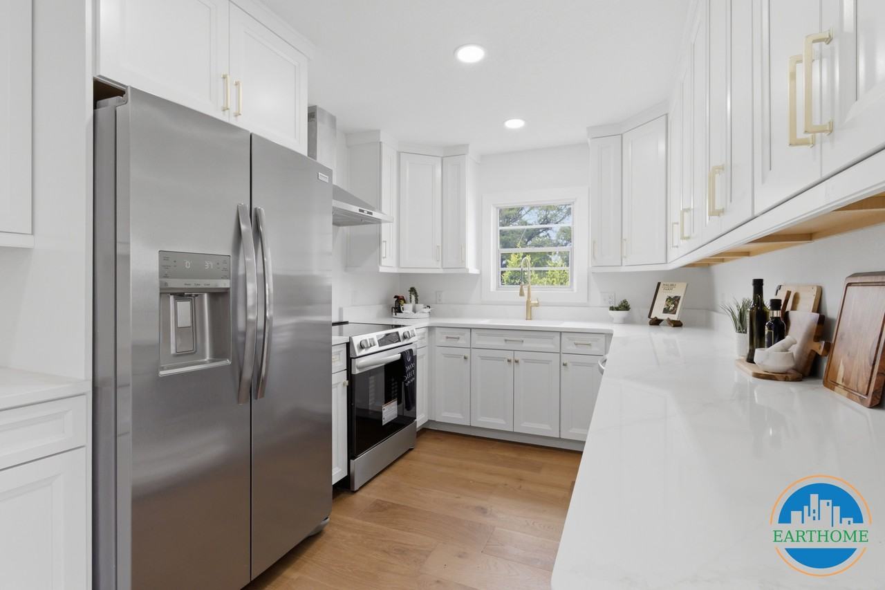 3015 W North B St #NA - Photo 7 of 20