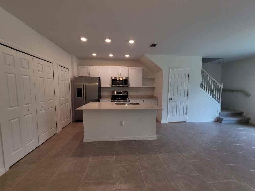 14213 Oviedo Pl #14213 - Photo 3 of 14