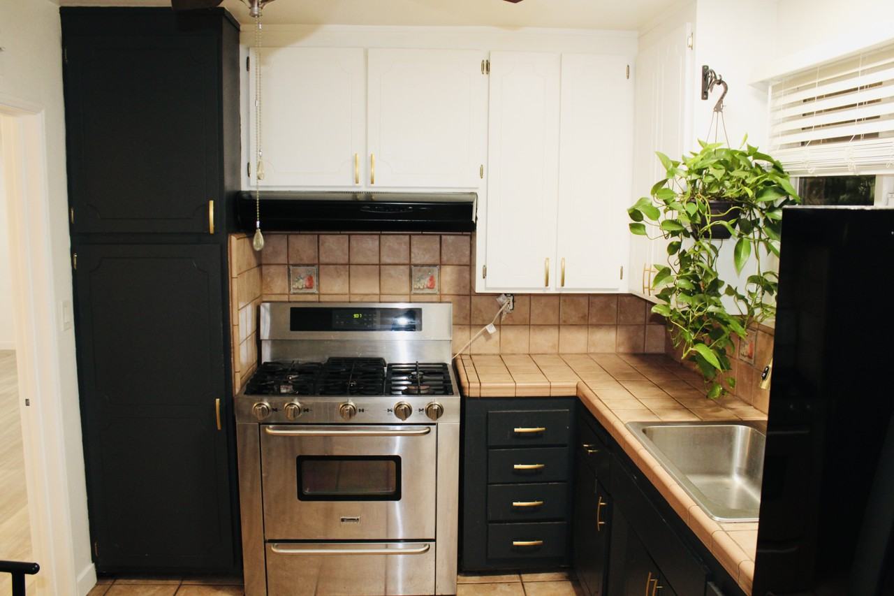 13716 Purche Ave #NA - Photo 5 of 16