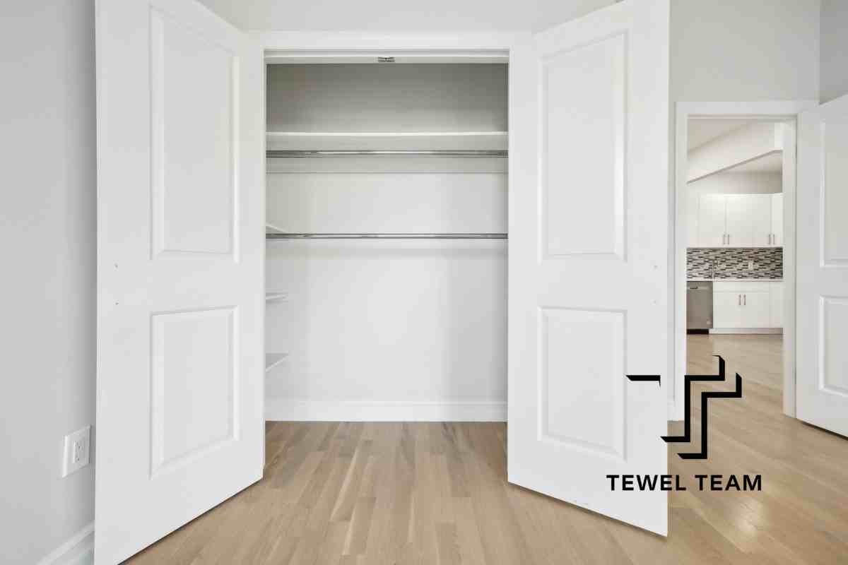 1697 Lexington Avenue #3A - Photo 7 of 25