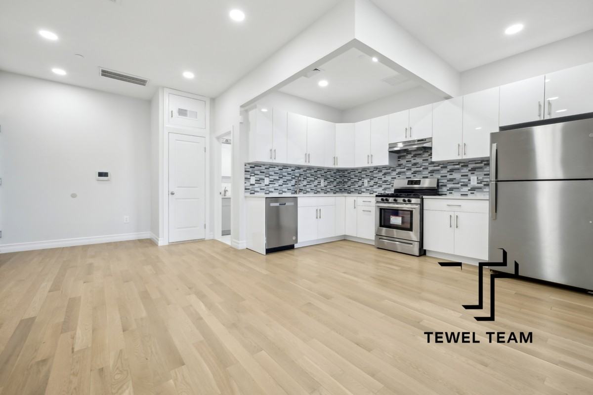 1697 Lexington Avenue #3A - Photo 2 of 25