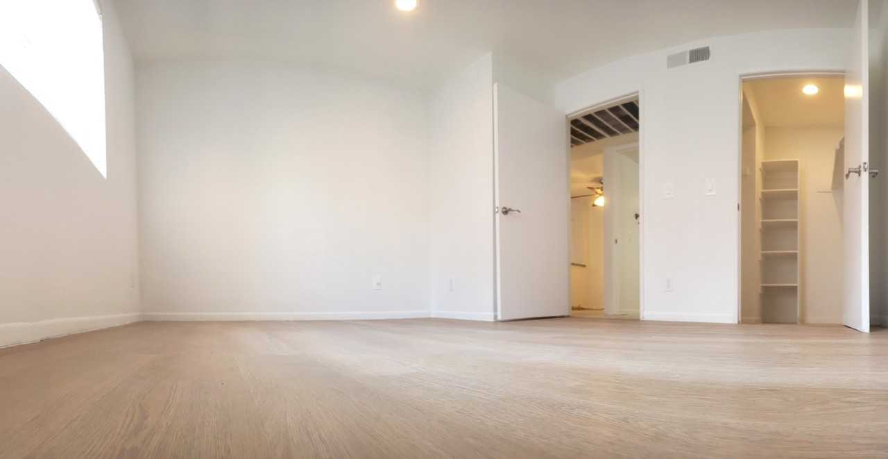 11020 Hesby Street #1 - Photo 7 of 30