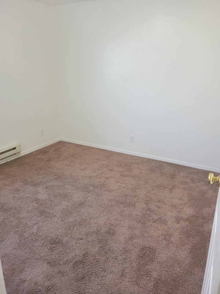 2140 Stace St #2 - Photo 3 of 12