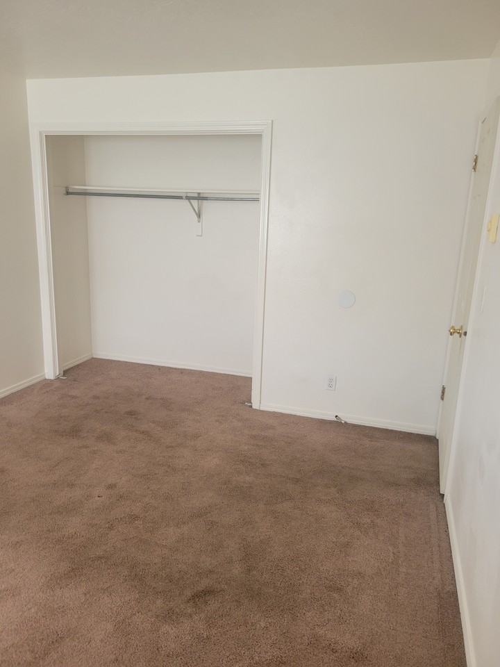 2140 Stace St #2 - Photo 6 of 12