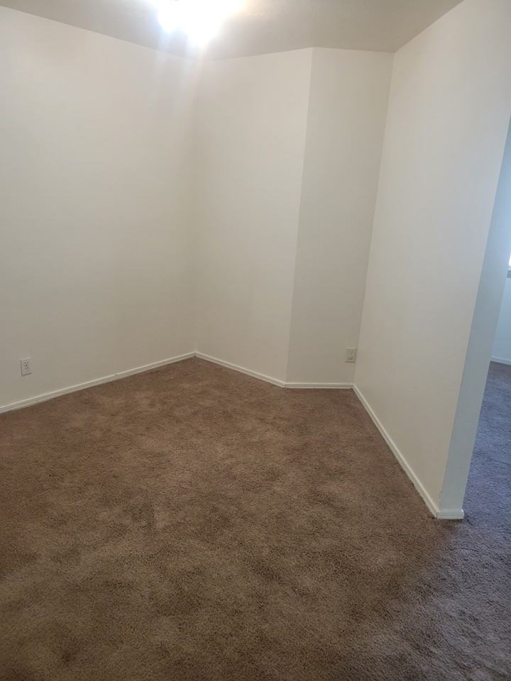 2140 Stace St #2 - Photo 7 of 12