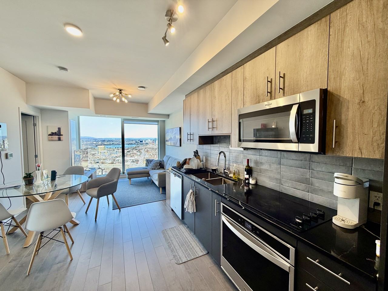 805 Carling Avenue #3402 - Photo 4 of 22