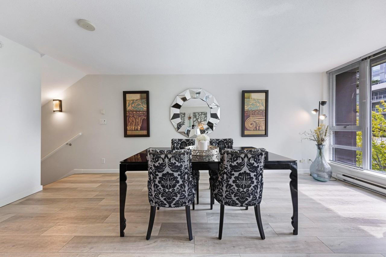 Robson St & Hamilton St #503 - Photo 7 of 10