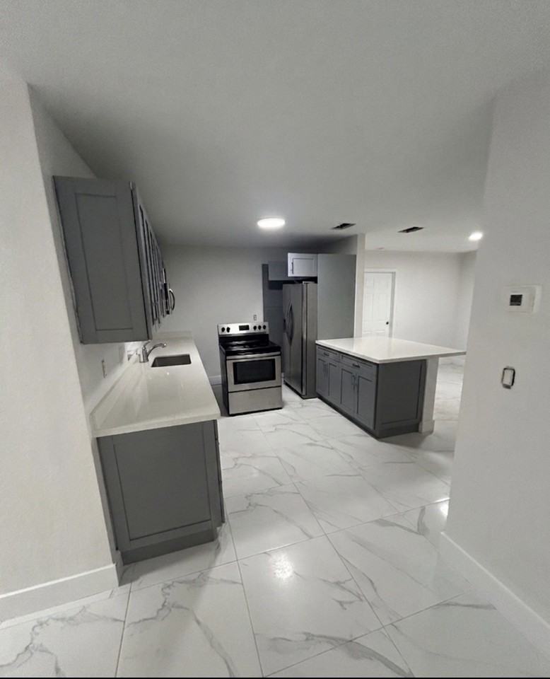 16010 Nw 44th Ct #NA - Photo 3 of 10