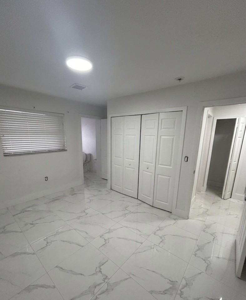 16010 Nw 44th Ct #NA - Photo 5 of 10
