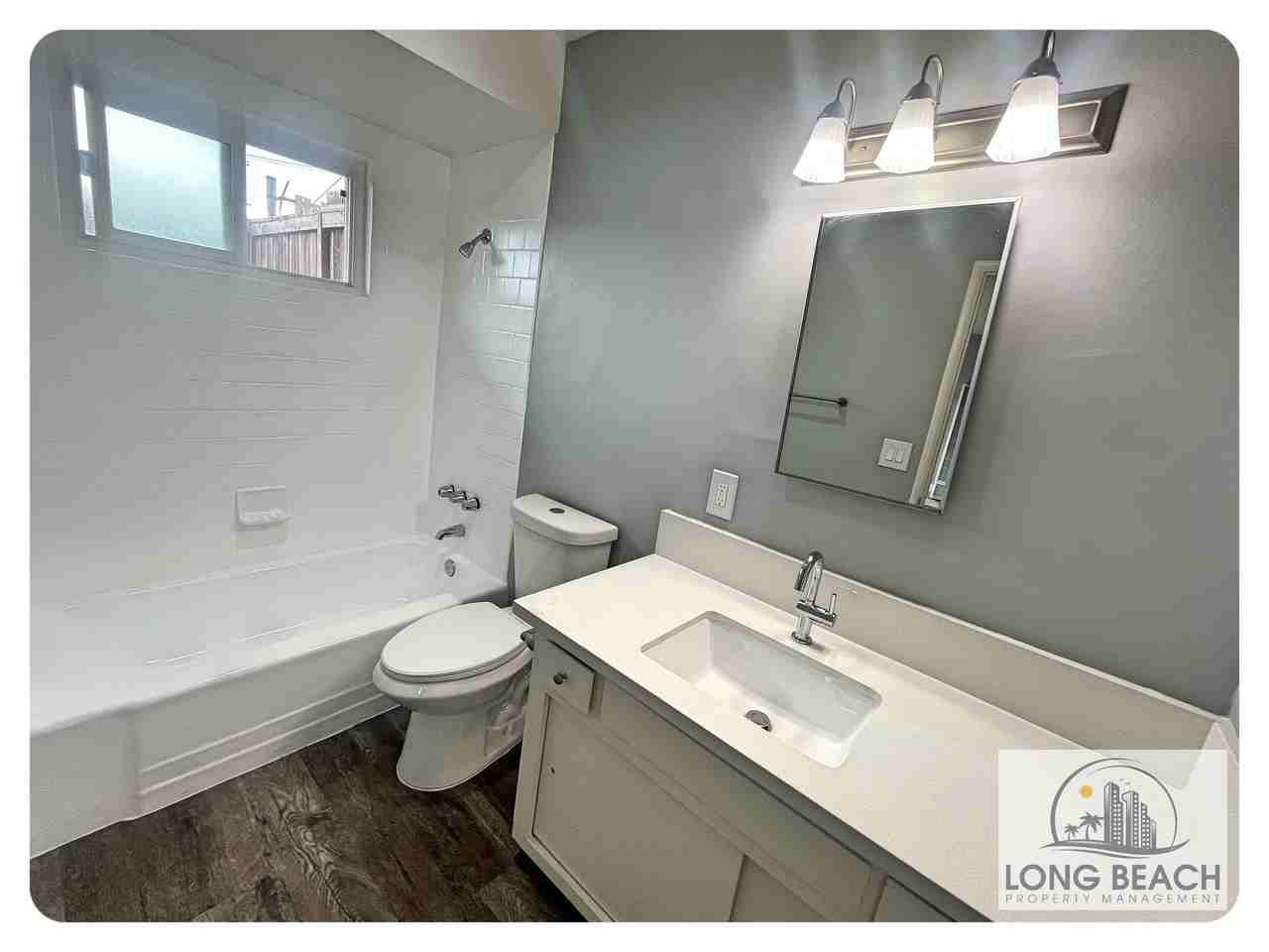 859 West 19th Street #9 - Photo 3 of 9