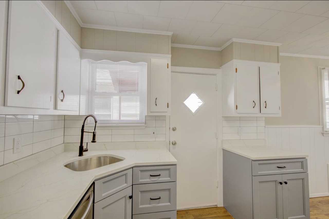 100 Ohio Avenue ##2 - Photo 4 of 9