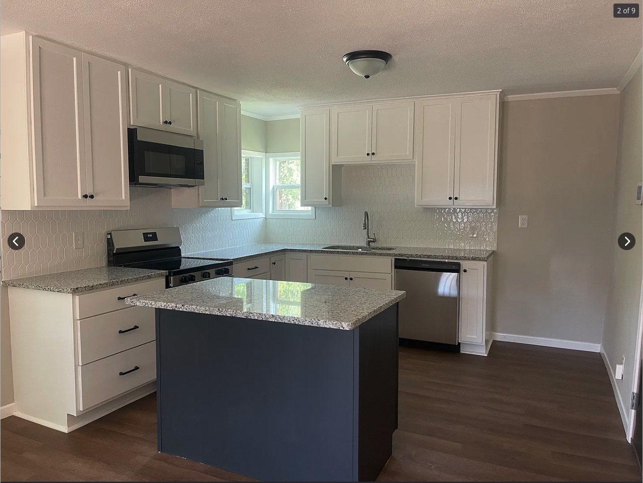 1523 North Englewood Avenue - Photo 2 of 8