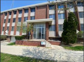 featured image of 1320 E Capitol Dr