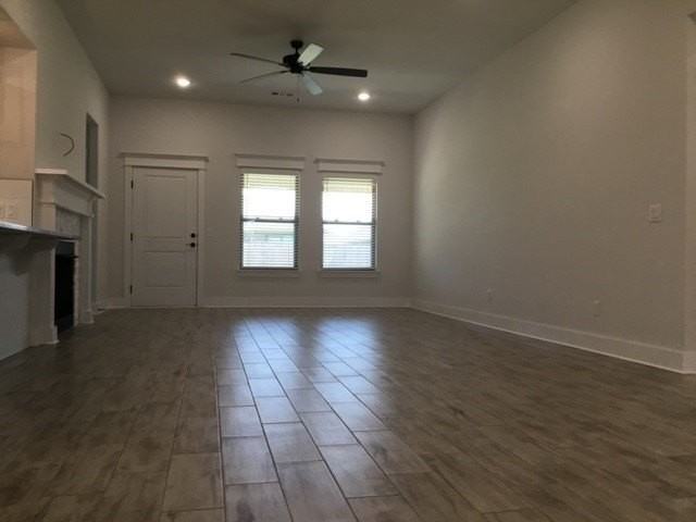 231 Palm St - Photo 5 of 23