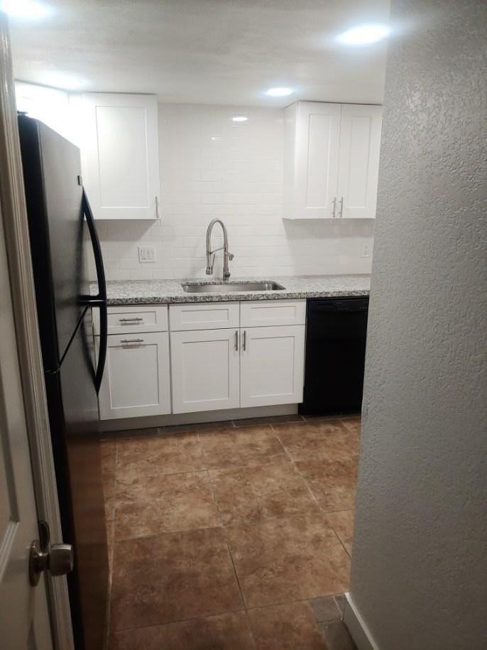 11832 N Saguaro Blvd #102 - Photo 4 of 15