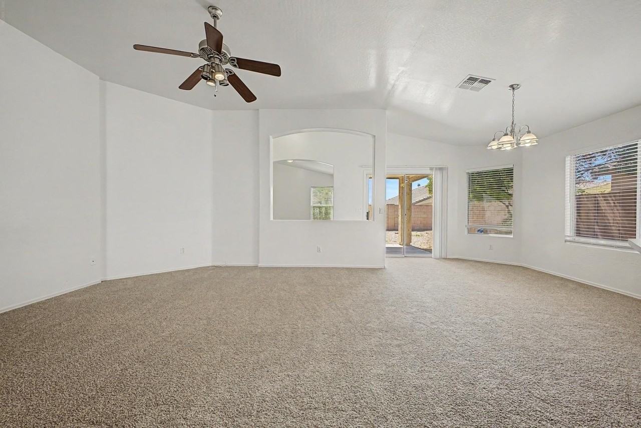 3903 W Goodman Dr - Photo 5 of 29