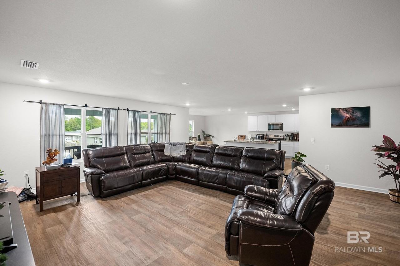 3079 Camino Real Loop - Photo 4 of 32