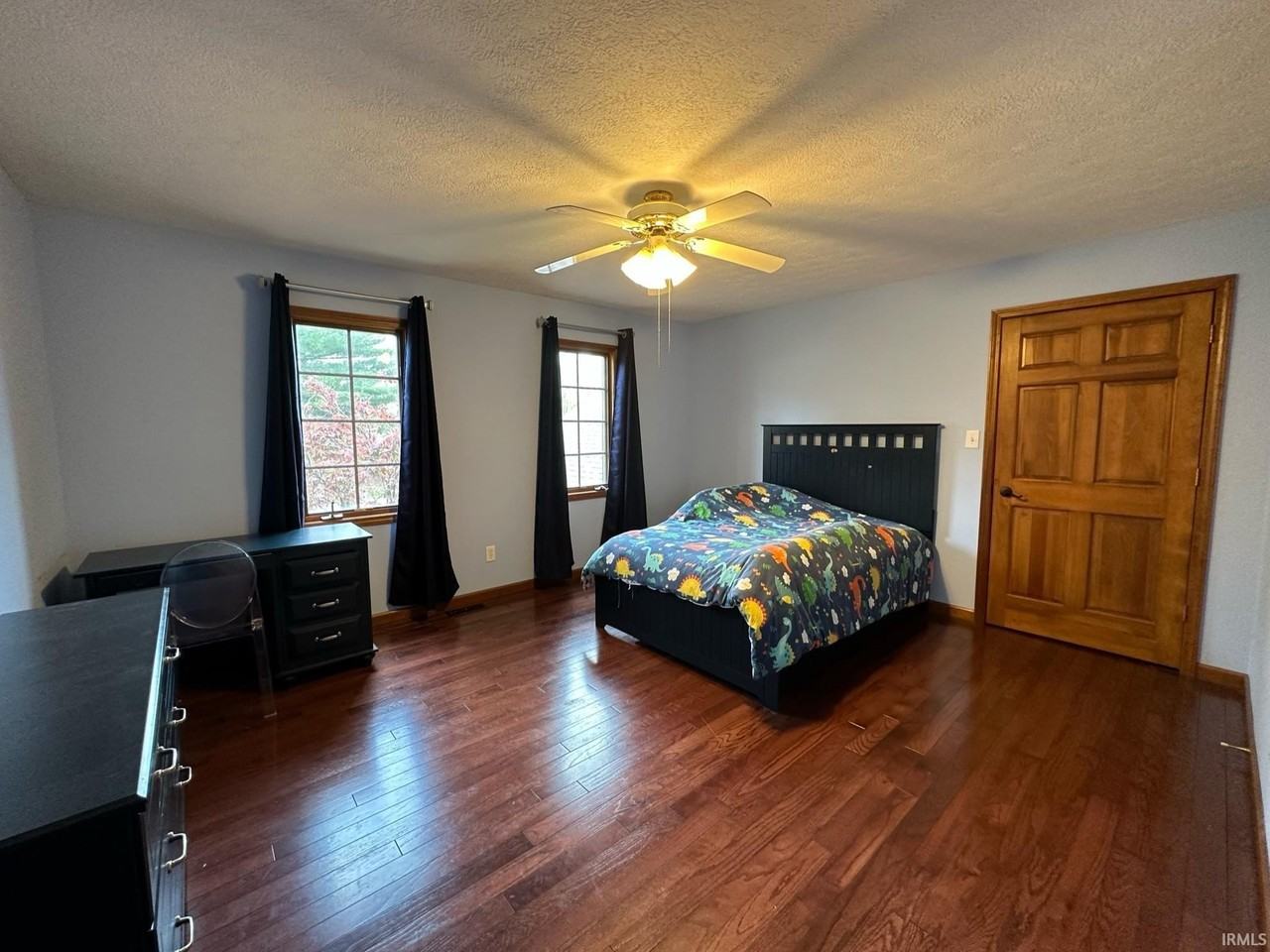 3825 E Devonshire Ct - Photo 7 of 36