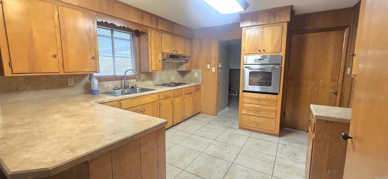 7200 Apache Rd - Photo 6 of 19