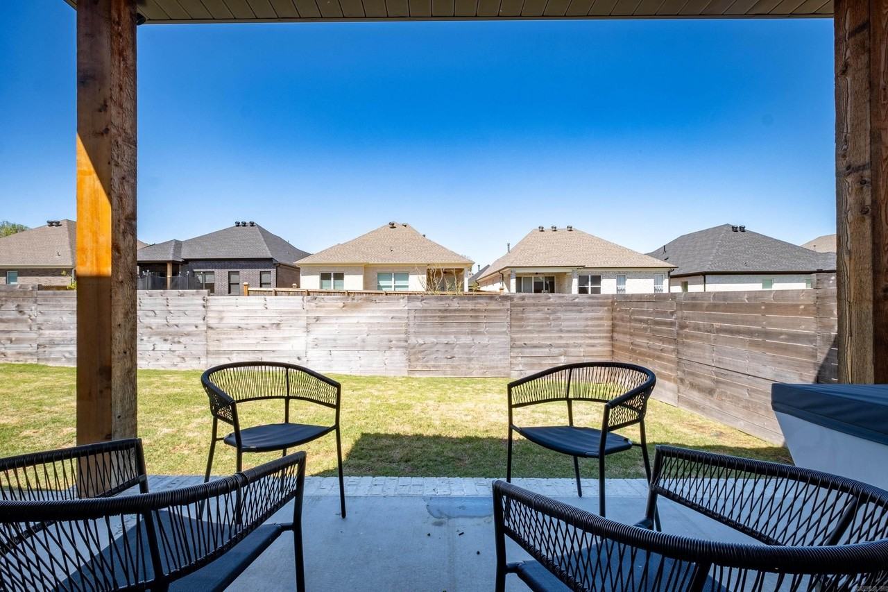 220 Copper Way - Photo 2 of 48