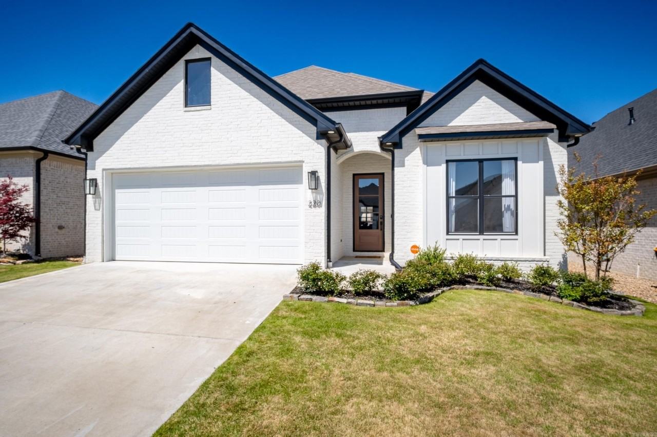 220 Copper Way - Photo 3 of 48