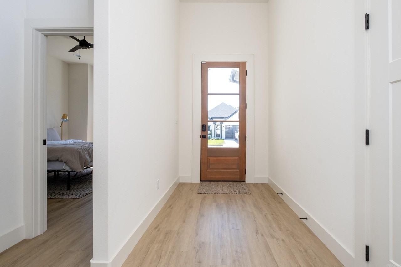 220 Copper Way - Photo 7 of 48