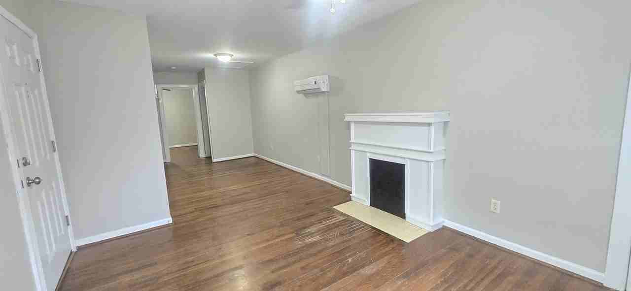 306 S Valentine St - Photo 5 of 11