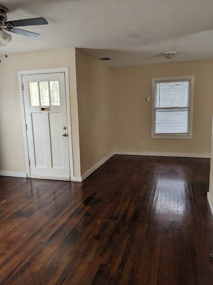 5730 Cordelia St - Photo 5 of 20