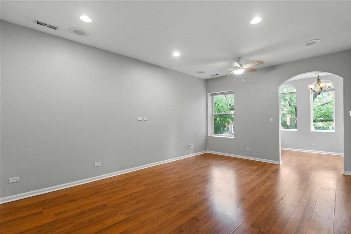 7717 N Marshfield Ave #1 - Photo 7 of 19