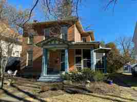 featured image of 102 N Washington St