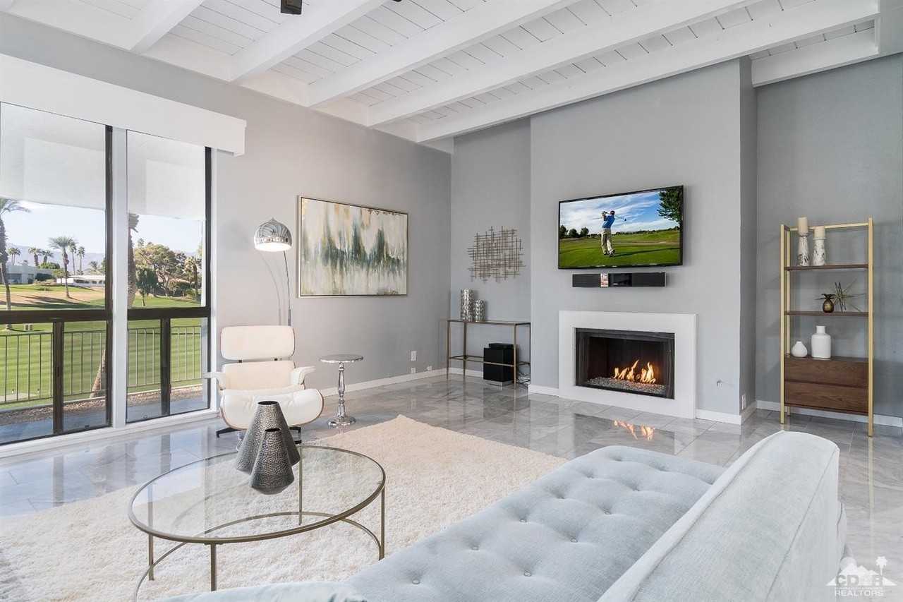 42655 Delhi Pl - Photo 7 of 37