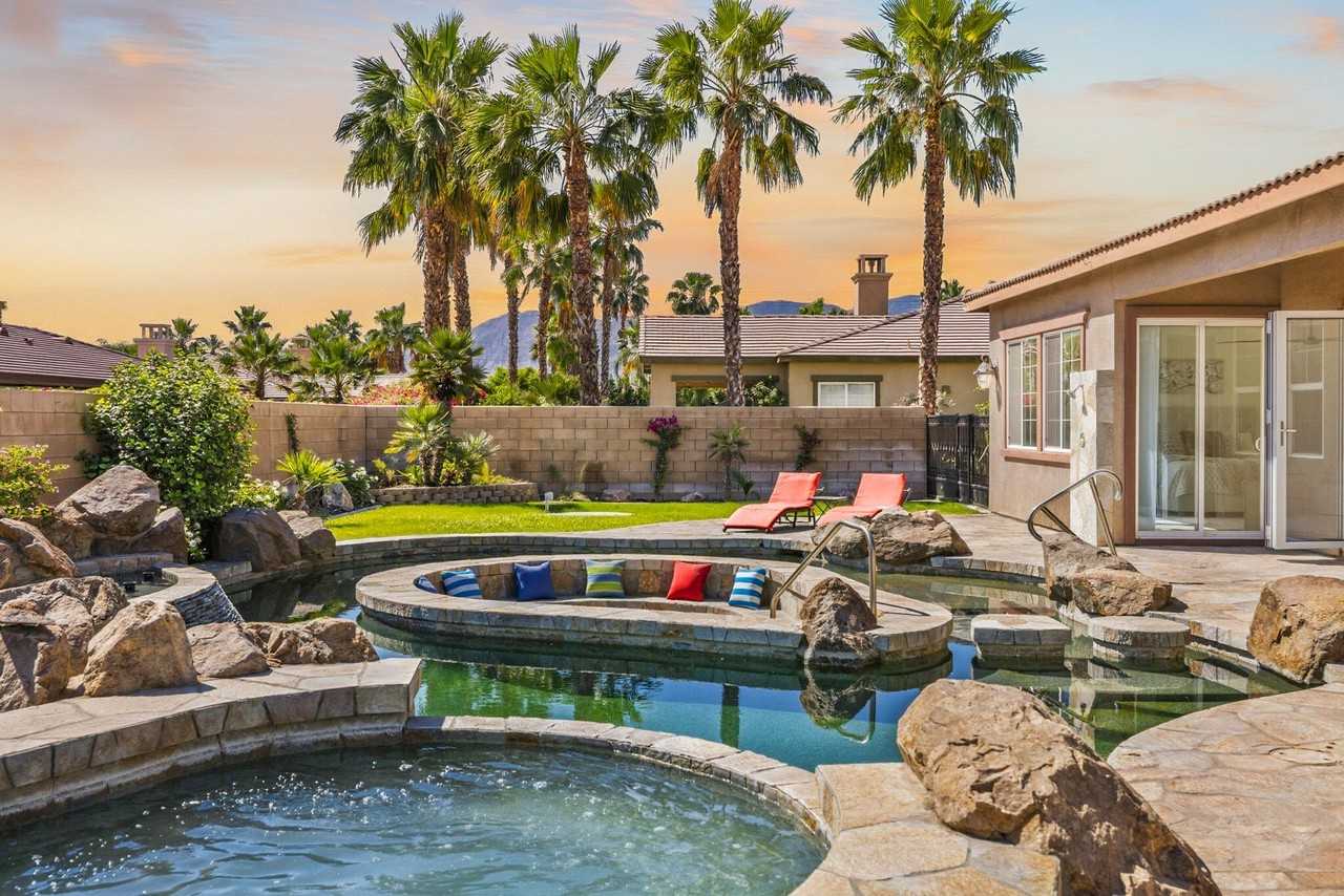 57806 Cantata Dr - Photo 3 of 50