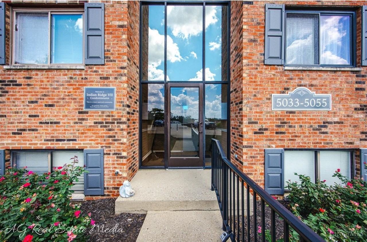 5045 Tri County View Dr - Photo 2 of 20