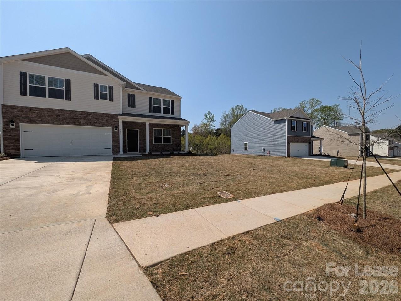 3433 Austin Duncan Drive - Photo 3 of 40