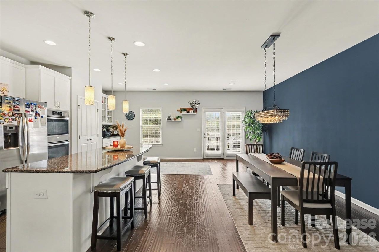 4011 Zilker Park Dr - Photo 6 of 20