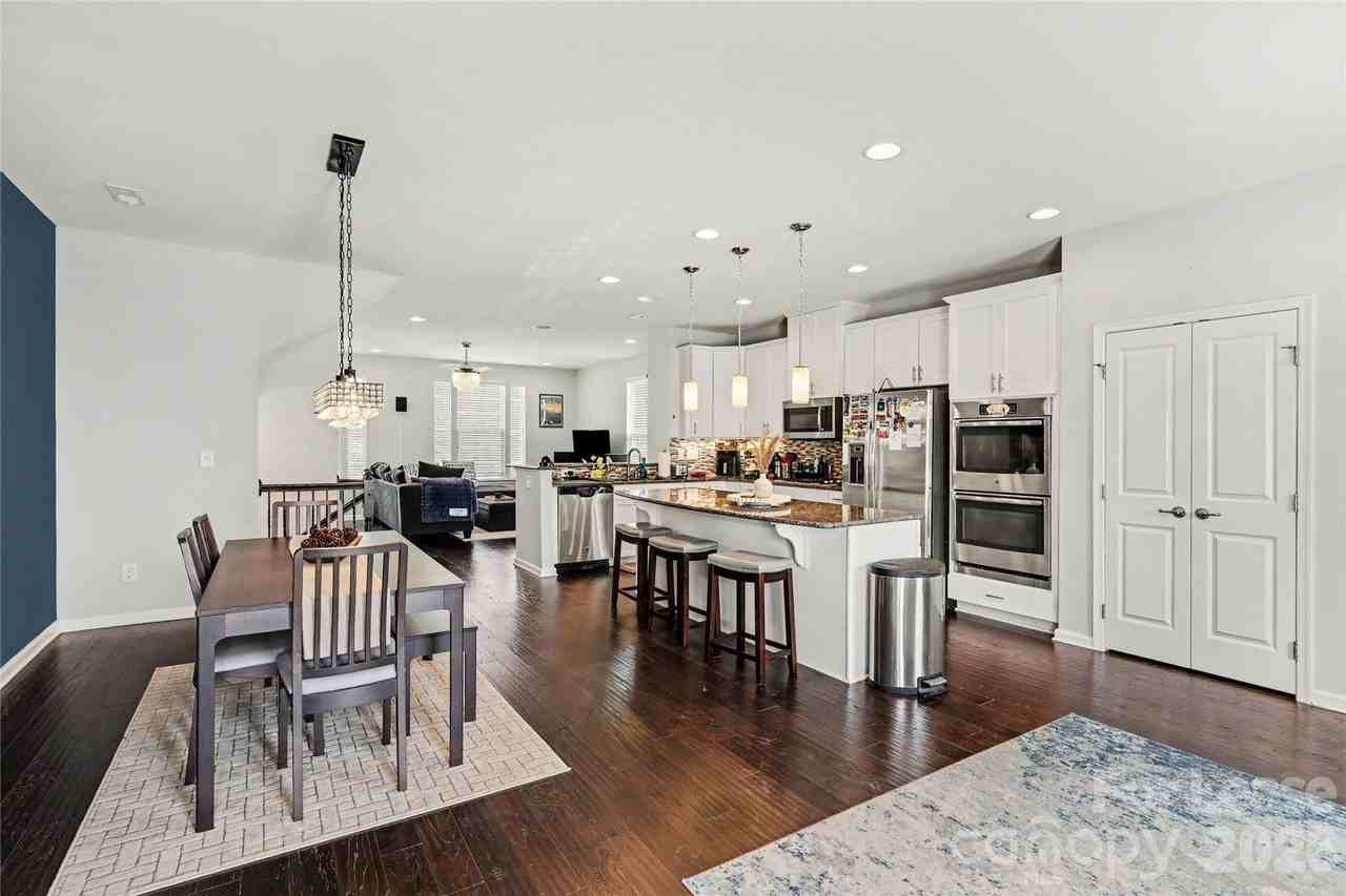 4011 Zilker Park Dr - Photo 7 of 20